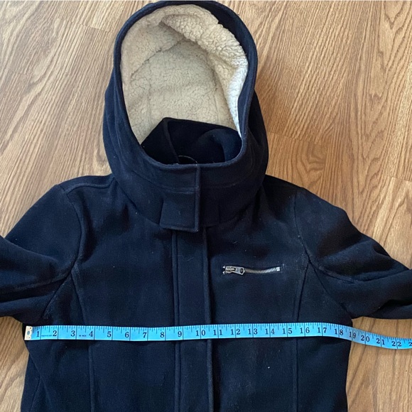 Abercrombie & Fitch  Women Size M Wool Blend Sherpa Lined Hood Heavy Coat Jacket - Picture 8 of 14